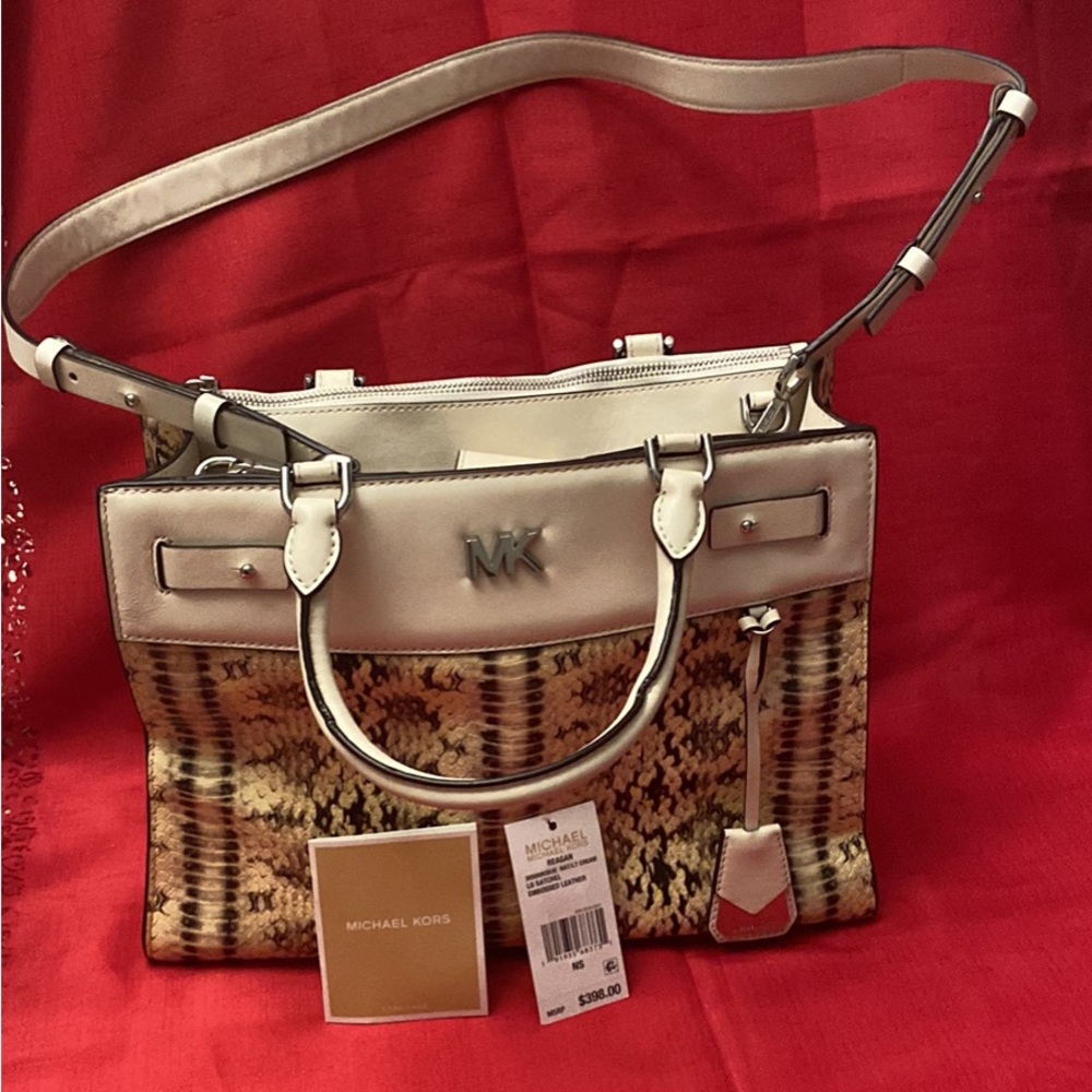 Micheal Kors Reagan Large Satchel, New with tags - Picture 1 of 3